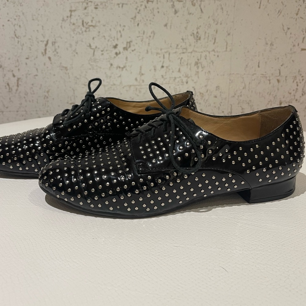 Pour La Victoire SILVER STUDDED black patent leather Size9